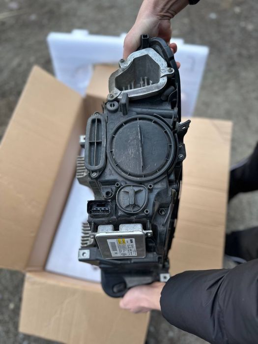 Фара BMW F10,F11 дорест,ліва,Європа,бі-ксенон