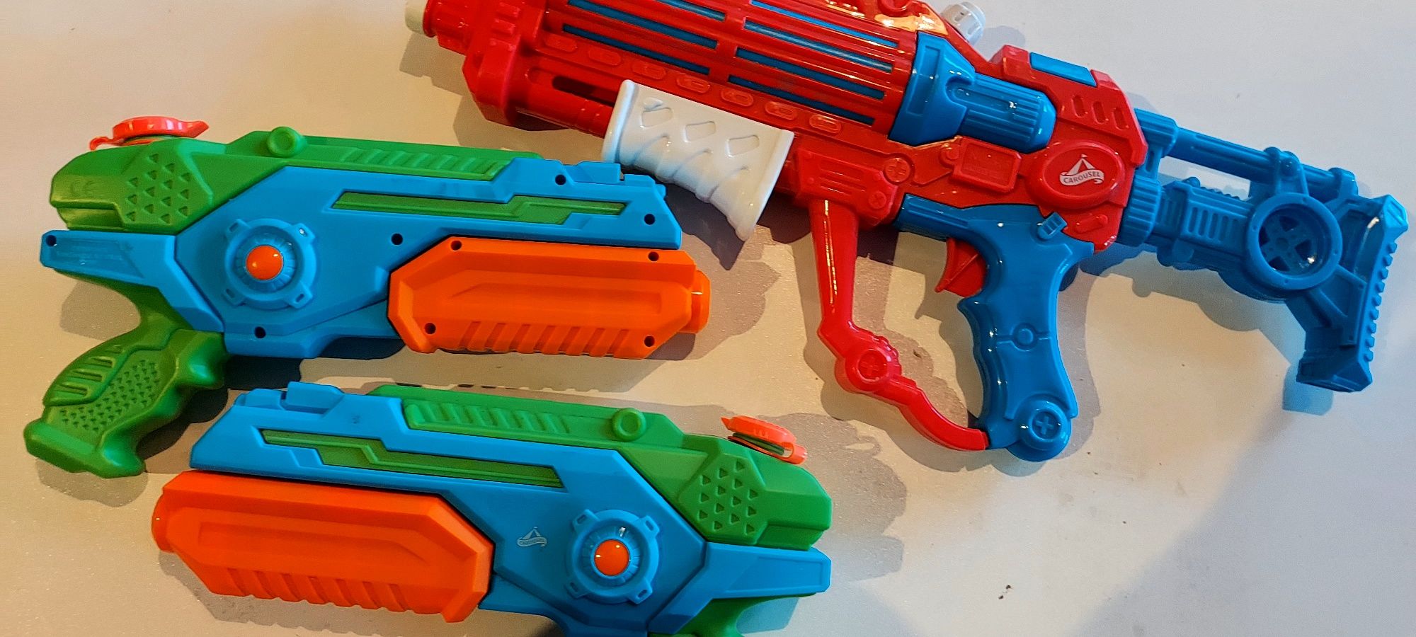 Zestaw pistolet na wodę