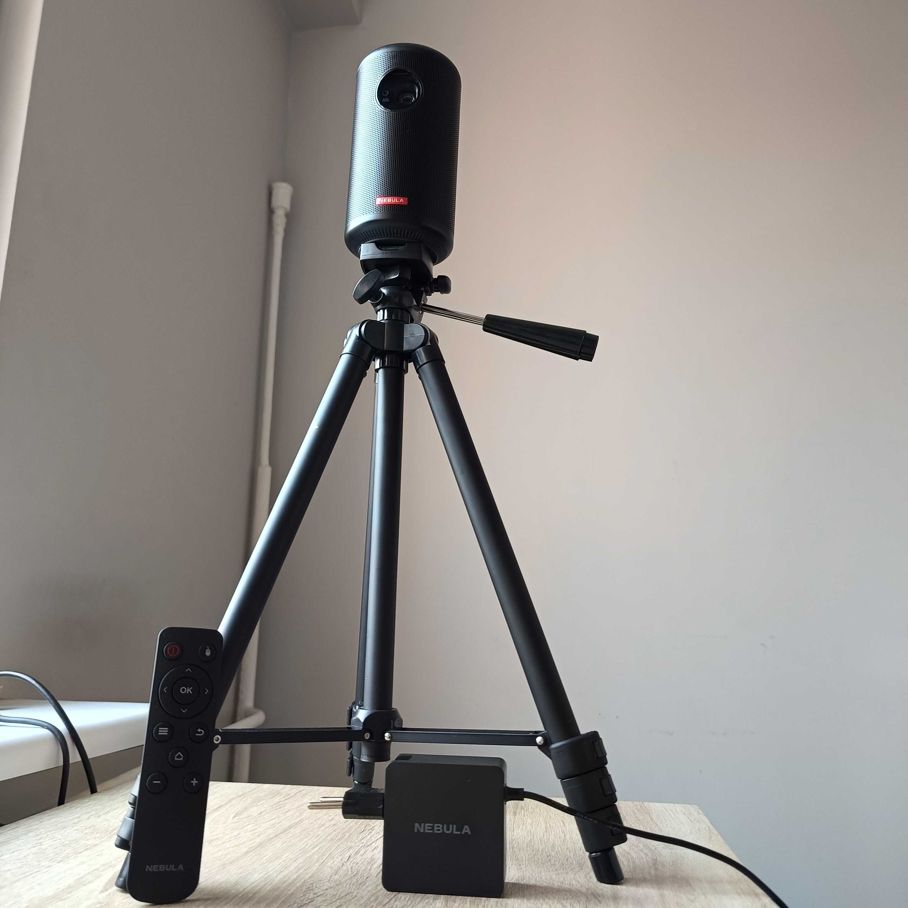 Projektor nebula capsule max