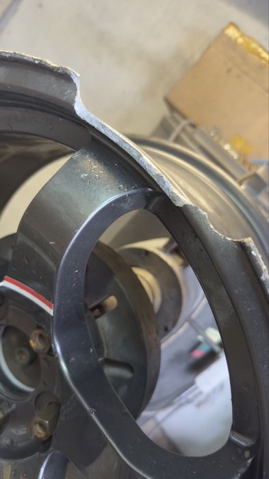 Prostowanie felg spawanie aluminium polerowanie rantów