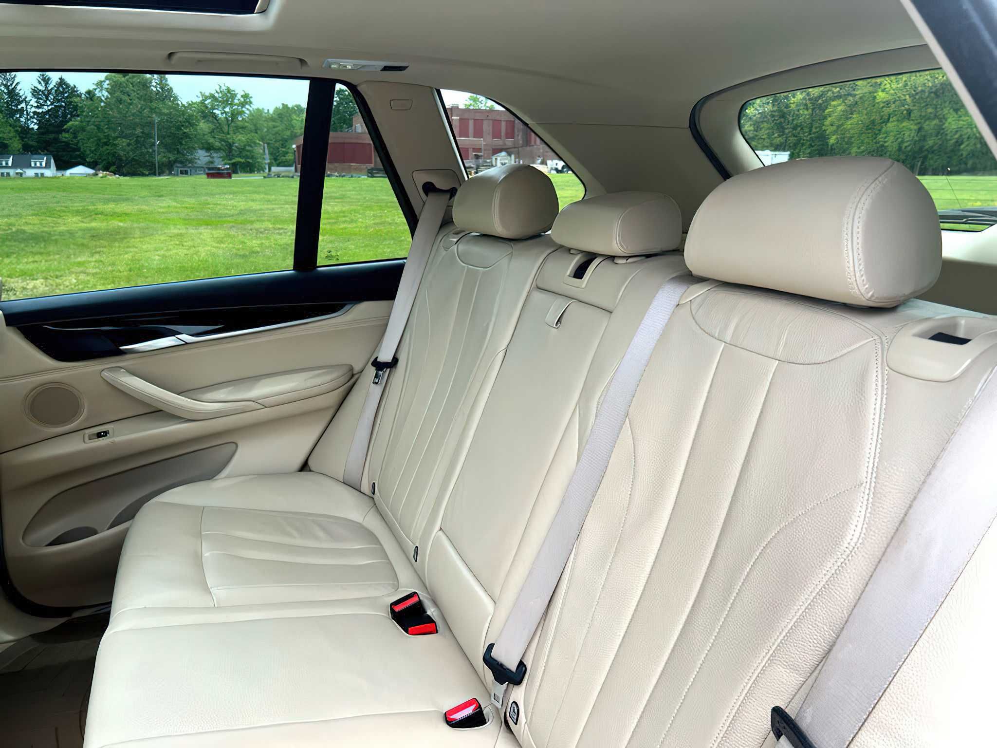 BMW X5      2015