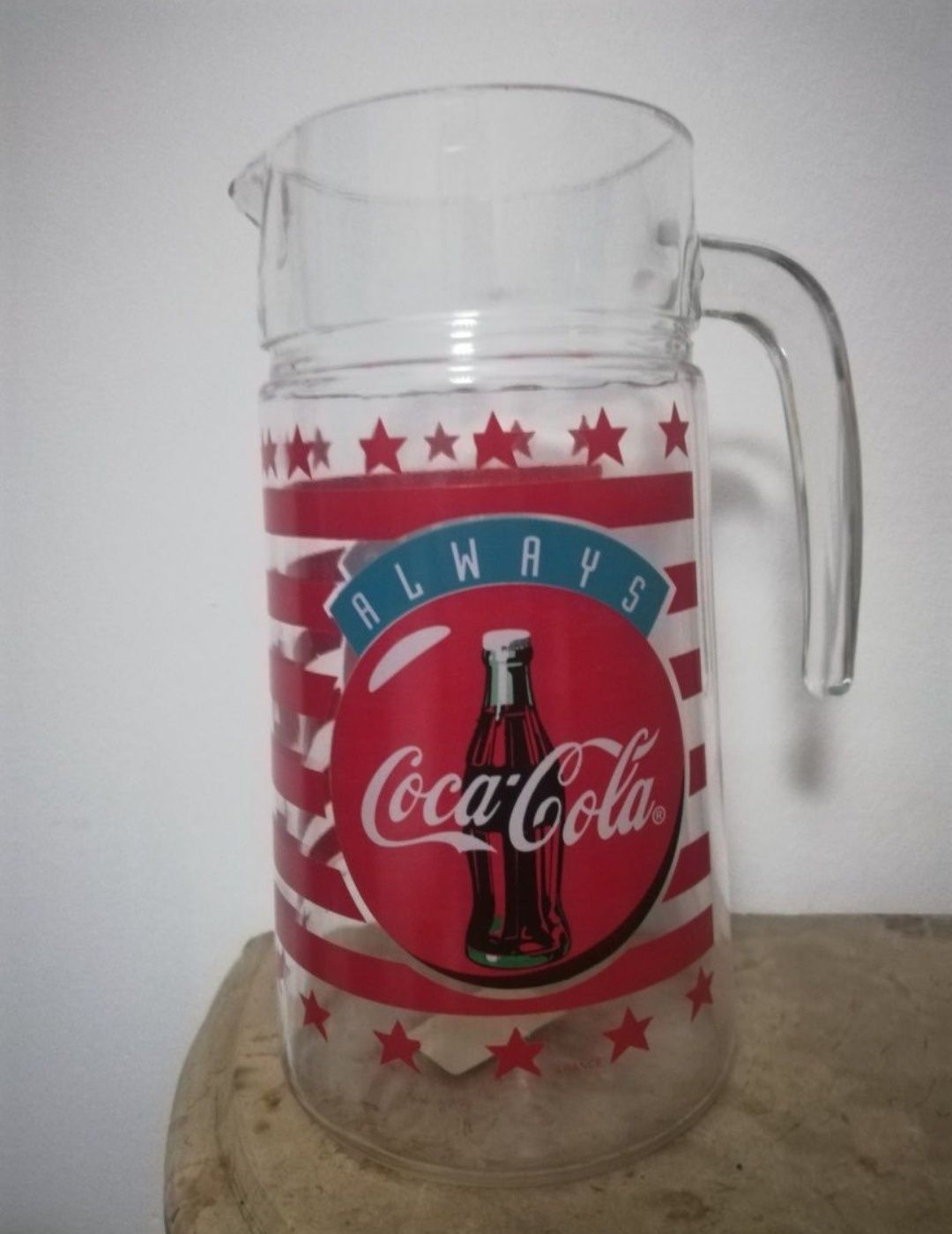 Garrafa ou jarro de bebidas edição da Coca Cola