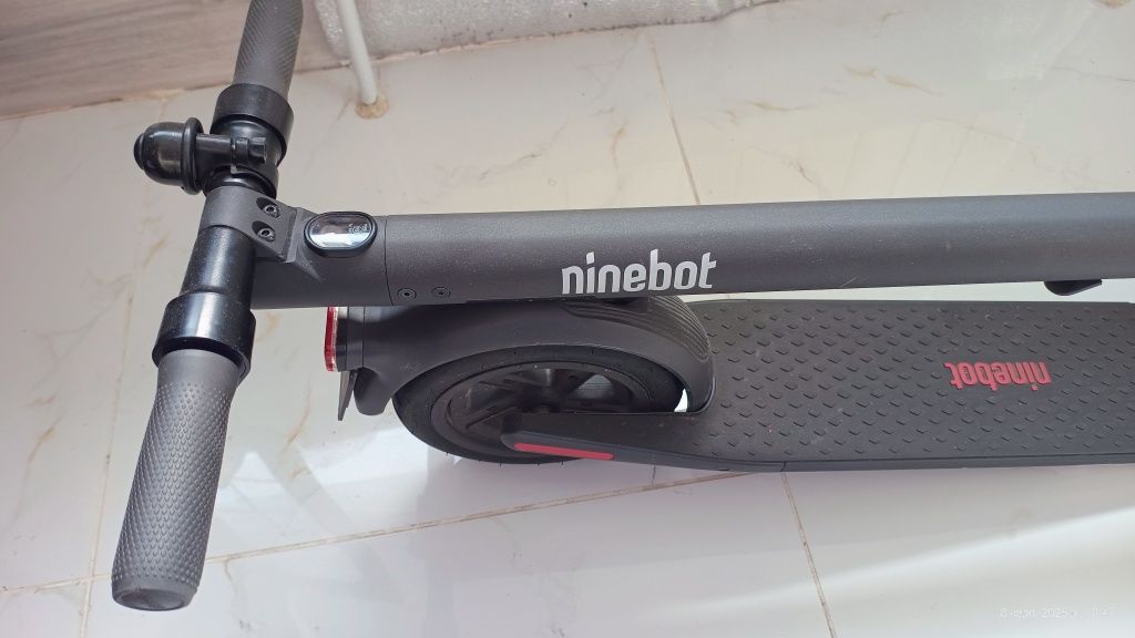 Самокат Ninebot E22D