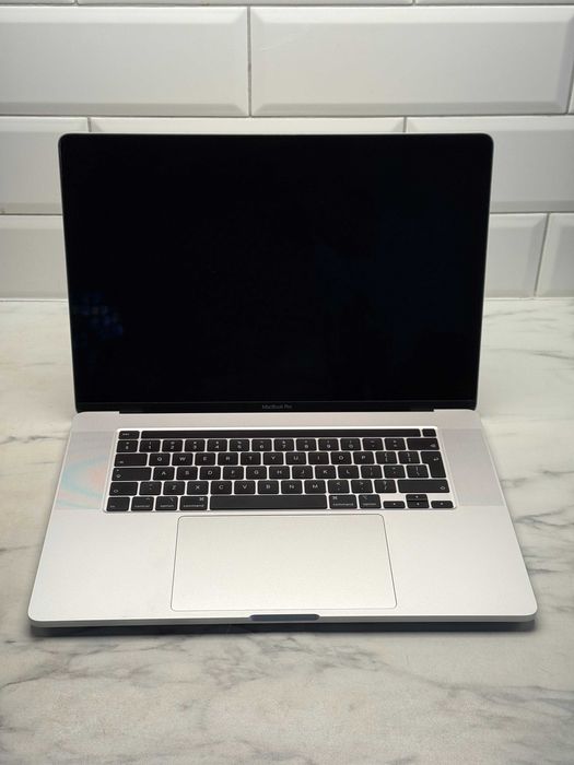 MacBook Pro 16" Intel Core i9