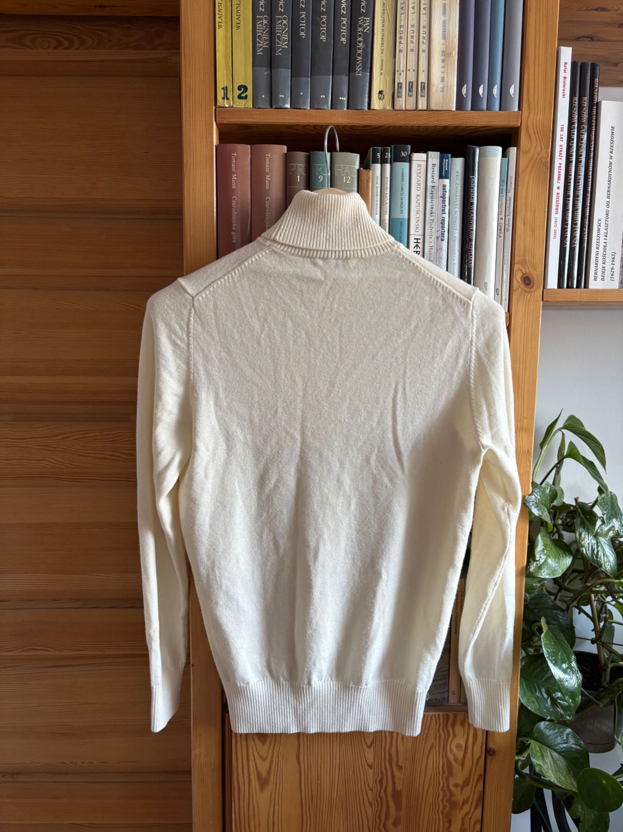 Kremowy golf Suitsupply, rozm. XS