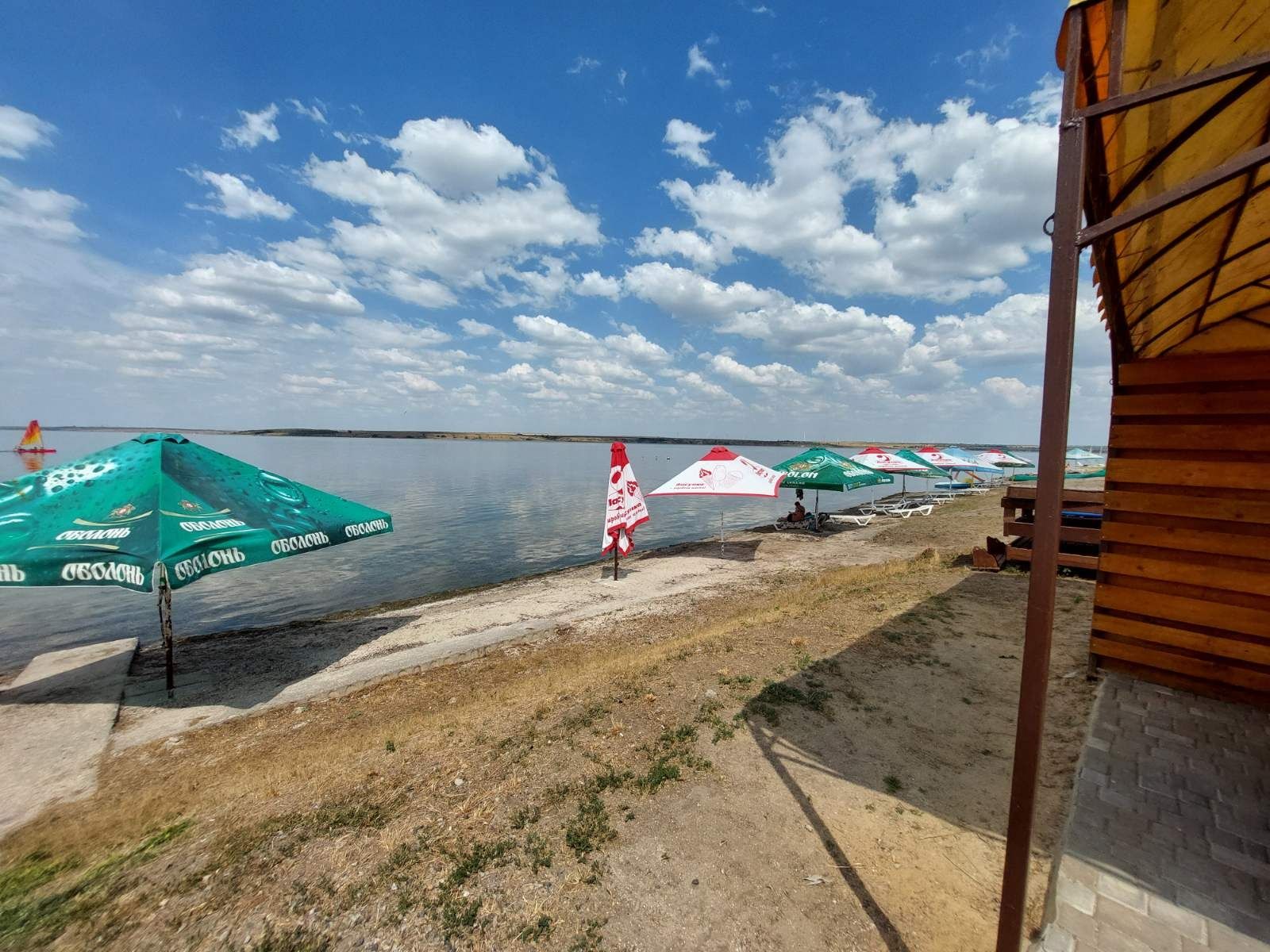 Будинок на березі лиману