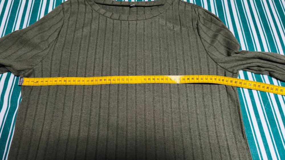 Camisola Canelada Tamanho L - Nova, Sem Etiqueta!