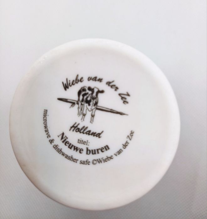 Kubek z krowami News Neighbours