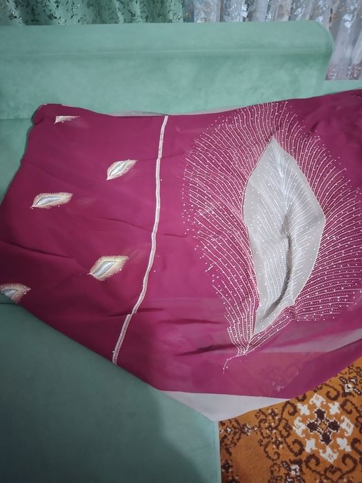 Сарі індійський розшите