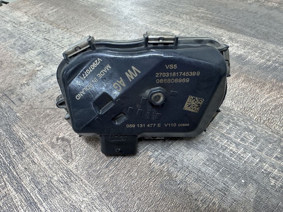 Клапан EGR 059131477E для VW Touareg 2019р.в.