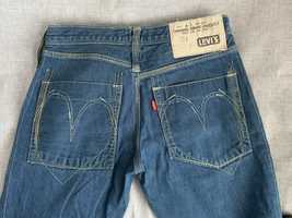 Spodnie Levis jeans rozmiar 36 ciekawy design