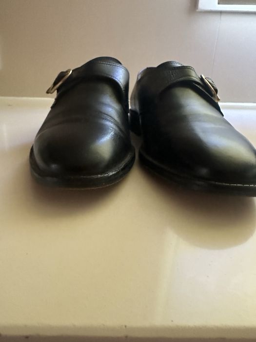 Sapatos pretos de fivela / bom estado