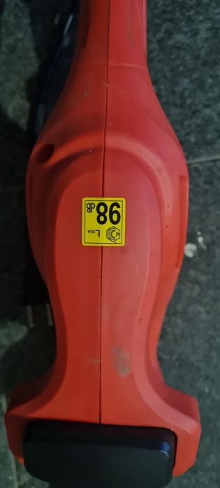 Corta sebes eléctrico