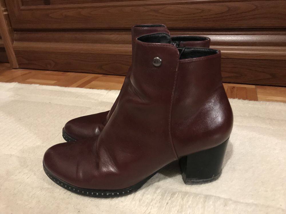 Botki bordowe 37