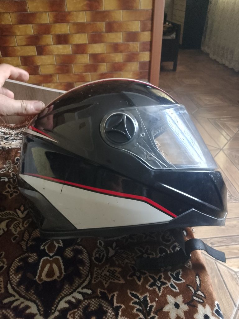 Продам шолом розмір S