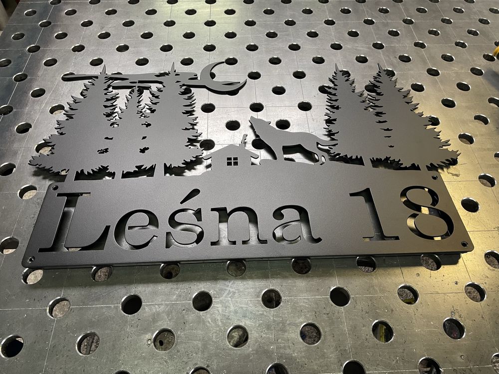 Tabliczka z ulica i numerem domu z motywem leśnym i inne ( Leśna )