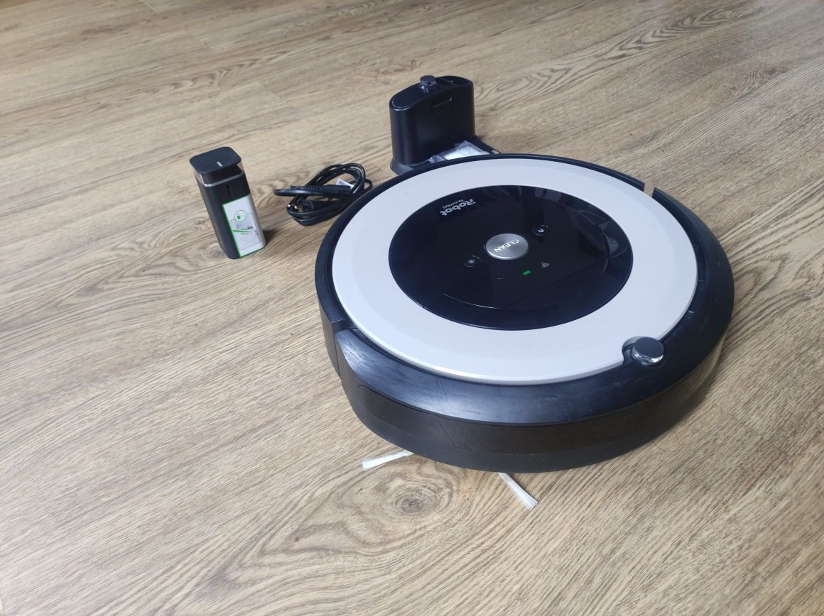 iRobot Roomba E5