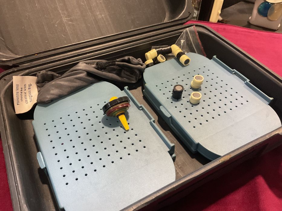 Xadrez e outros jogos com mala portatil ,mala 28x20x11 cm