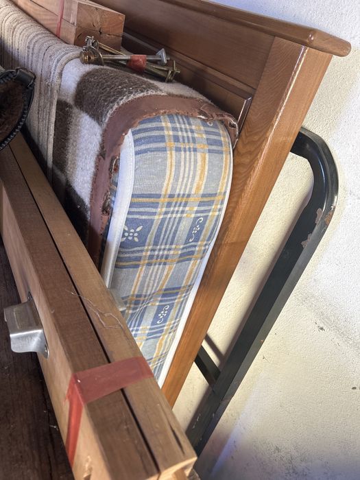 Cama de corpo e meio