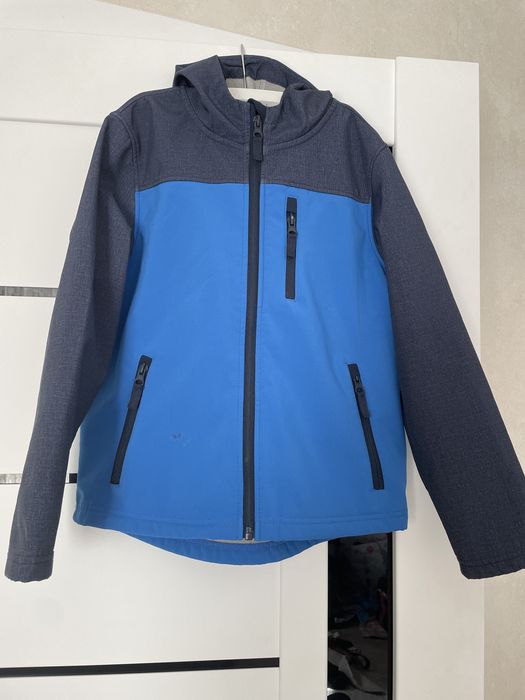 Вітровка хлопчику