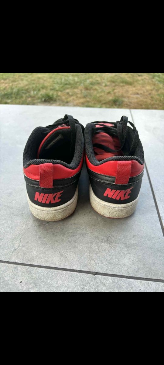 buty Nike Court Borough