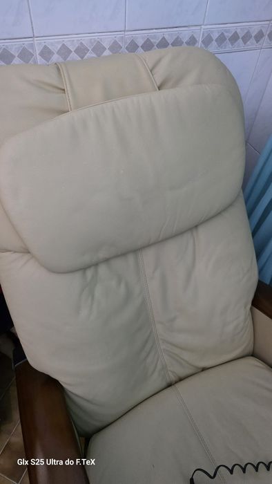 Poltrona de masaagens como nova
