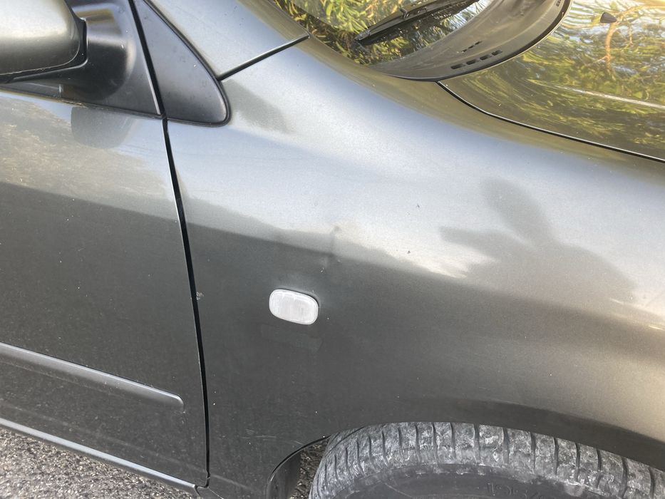 2003 Toyota Corolla 1.4 VVT-i GPL com 170 mil km no motor