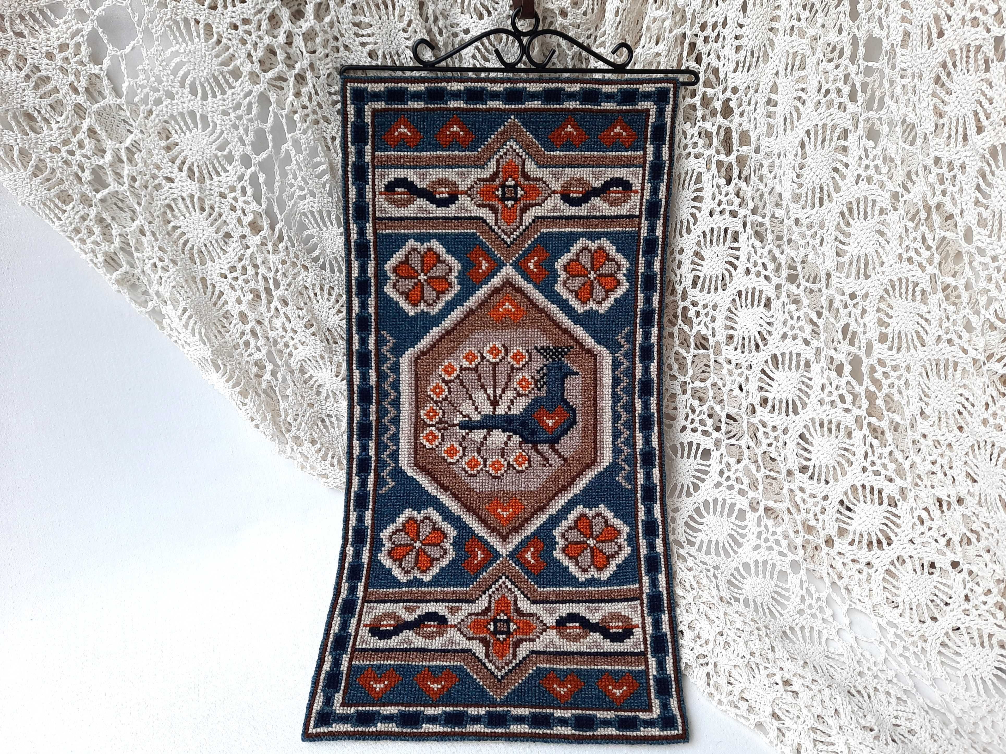 gobelin , kilim , makata , haft , dekoracja ścienna - Szwecja