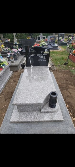 Nagrobek granitowy 4500 zł z 10 letnią gwarancją!!! KRAKÓW