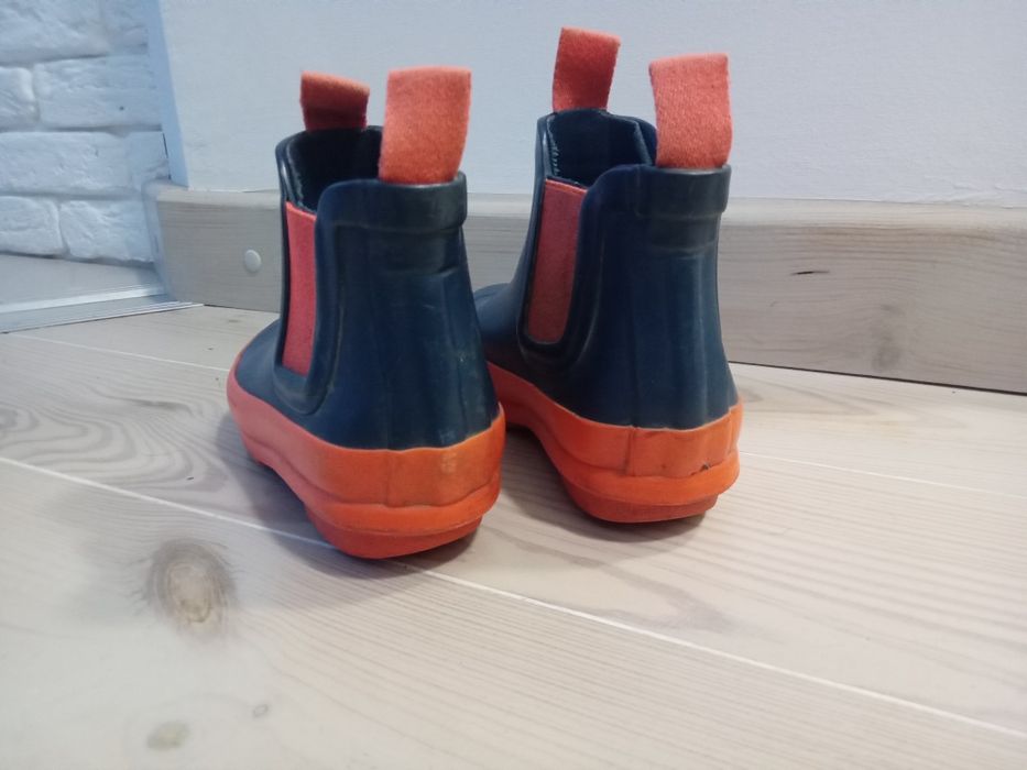 Бесплатно отдам р23-24, 24-25