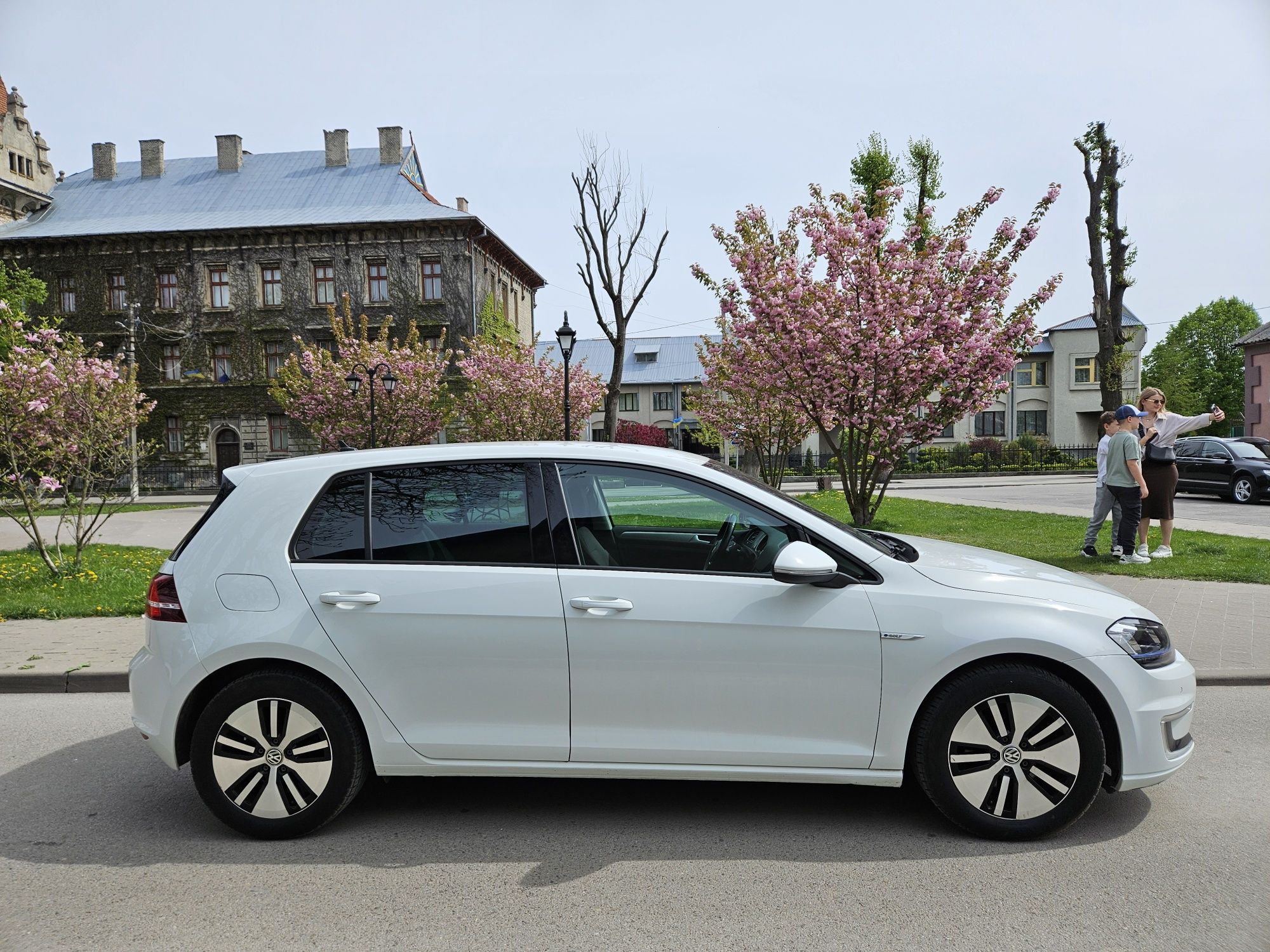 Volkswagen e-golf 2015р. 9500$ Свіжо пригнаний