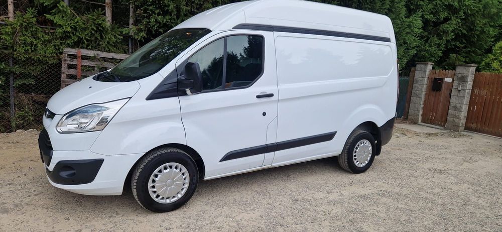 Ford TRANSIT CUSTOM L1H2 hak klima stan bdb kamera