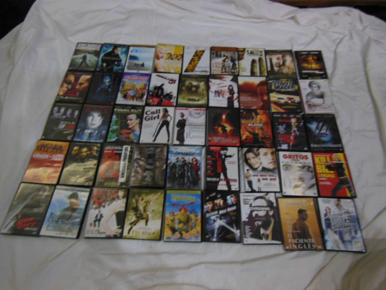 Vendo 500 DVD's de filmes todos os géneros a 50 Cêntimos cada um