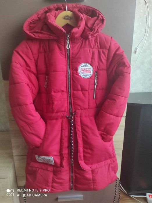 Куртка демісезонна для дівчинки (розмір 40)