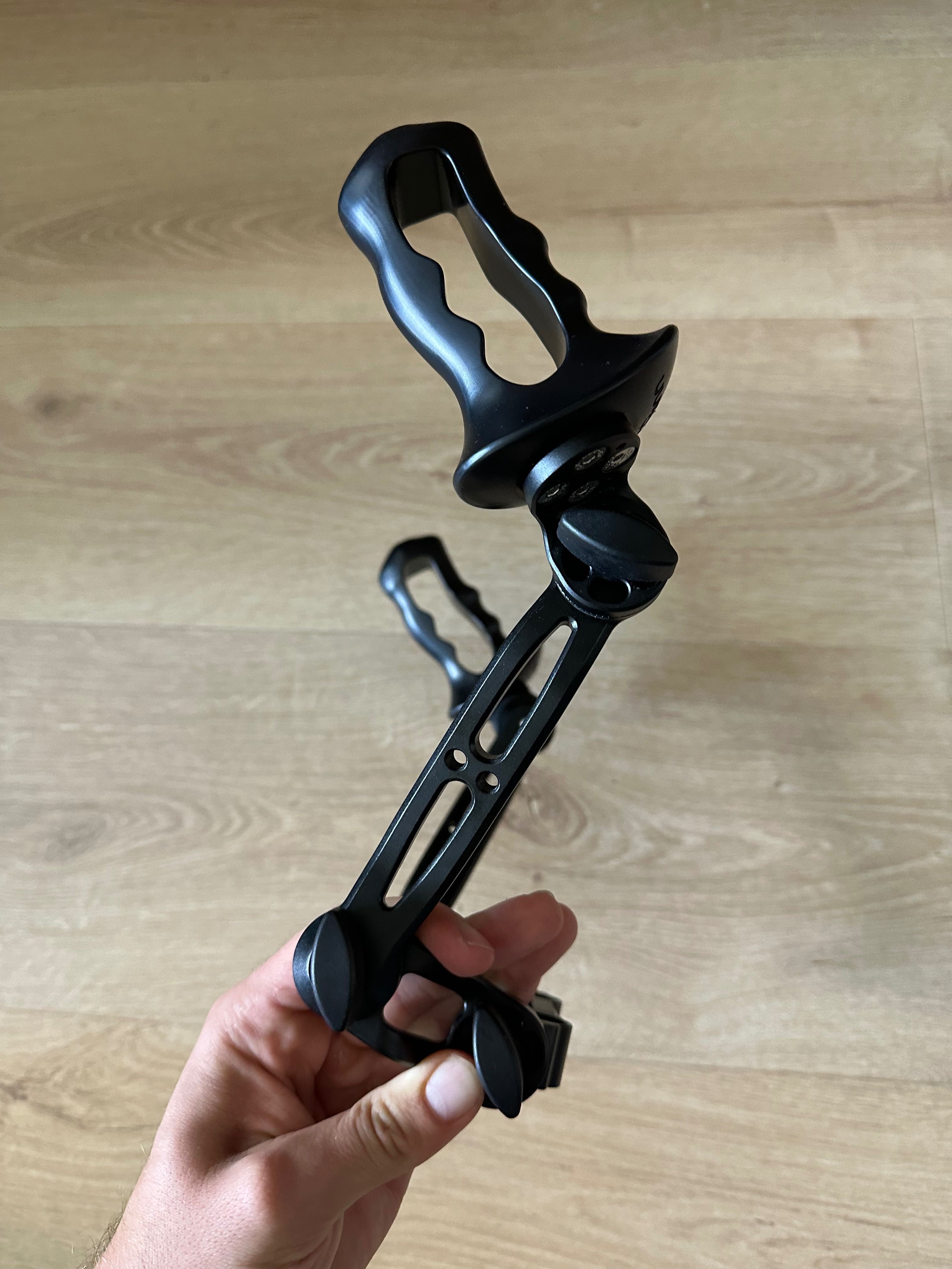 8sinn shoulder rig do kamery