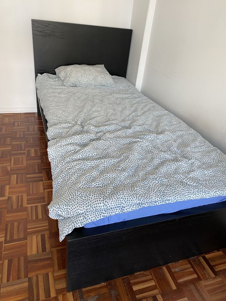 2 CAMA PRETA PARA VENDA COM ESTRADO