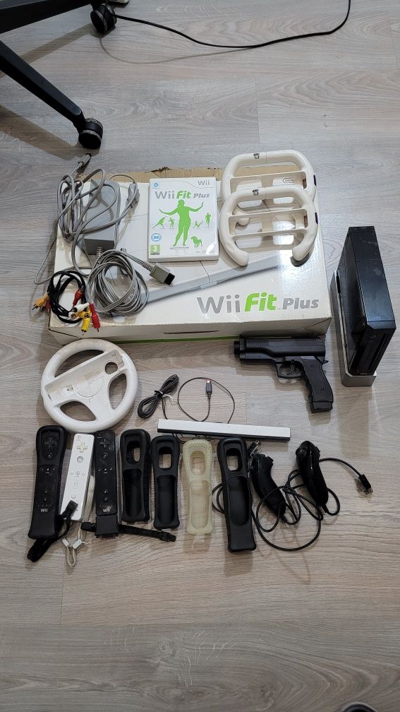 Vendo wii muito completa