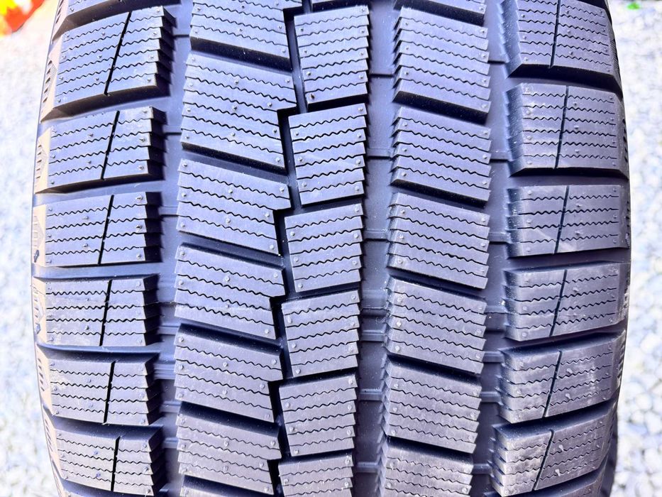 Нові Зимові шини 255/50 R19 Sunny NW312 103T BMW X5 X6 Touareg VW Audi