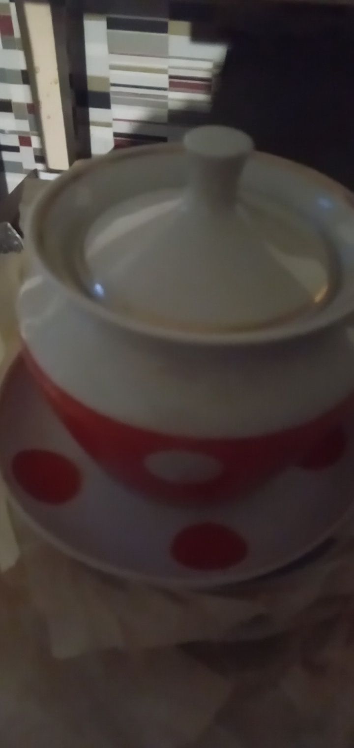 Продам сервиз в горох ссср
