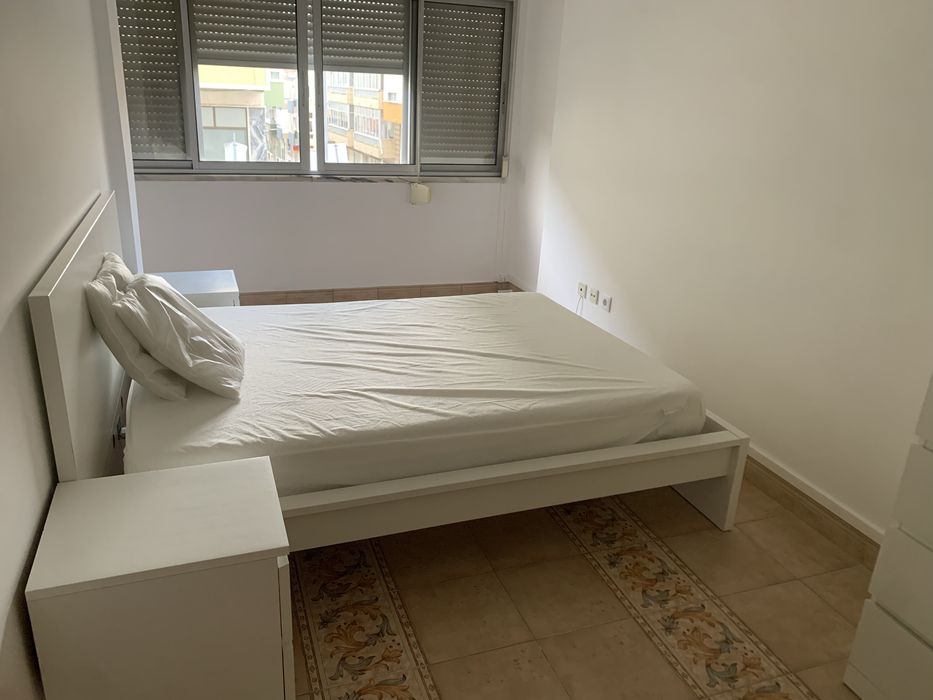 Quarto arrendar Amadora