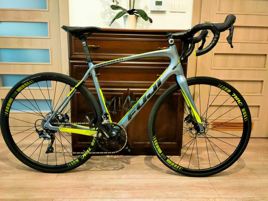 Fuji Gran Fondo 2.1 disc karbon ultegra 56 carbon rower szosowy gravel