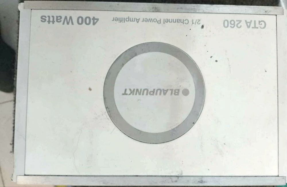 Amplificador da BLAUPUNKT de 400W