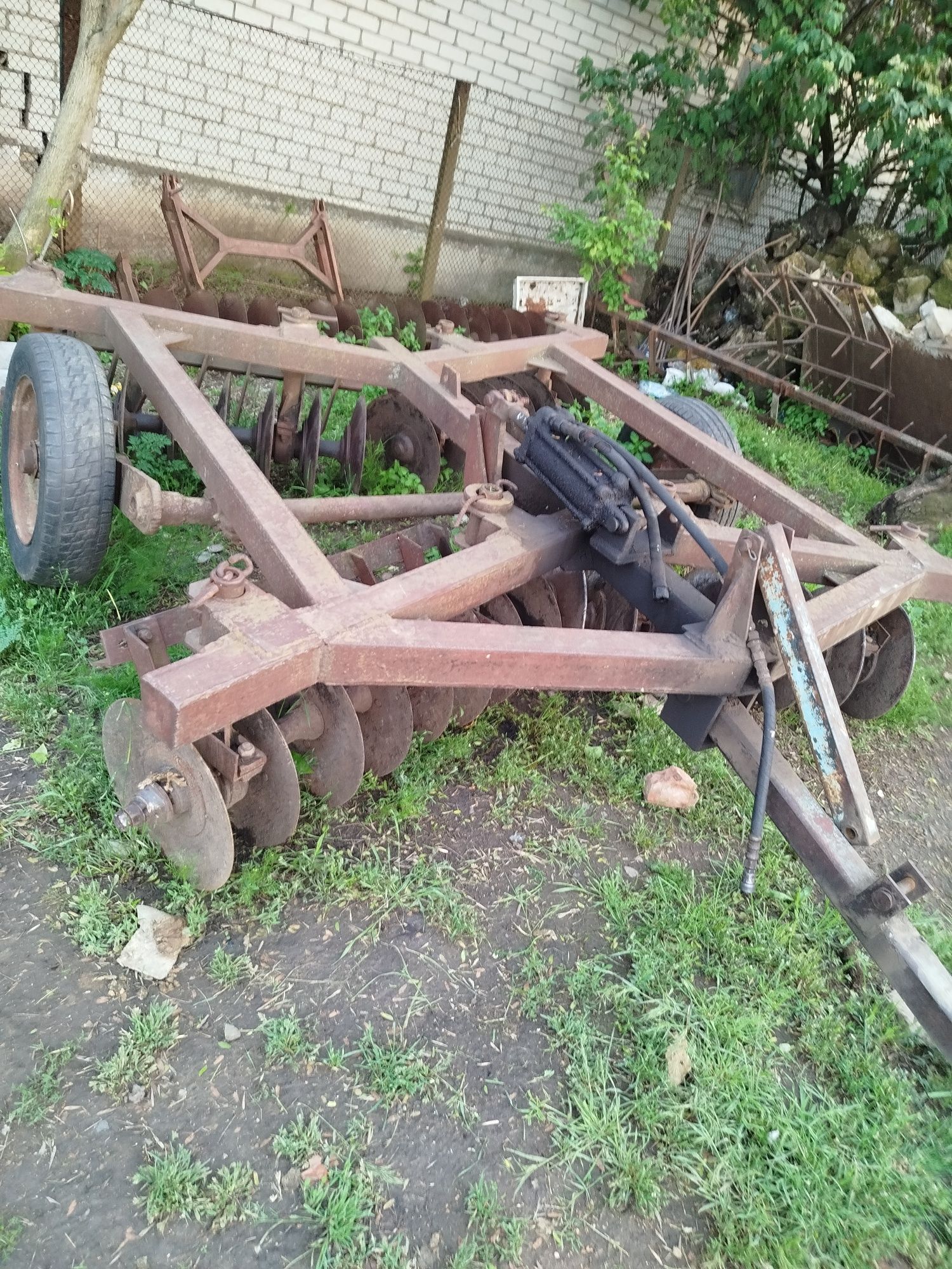 Продам дисковую борону