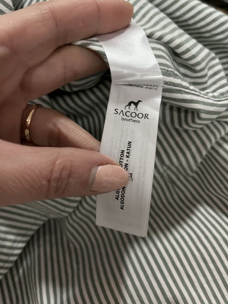 Camisa, marca Sacoor