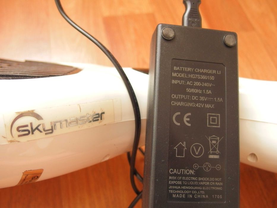 hoowerboard deskorolka Skymaster Wheels HG7S360150 ładowarka 42V 1,5A