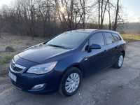 Opel Astra J 2011р