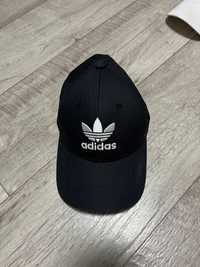 Продам кепку Adidas