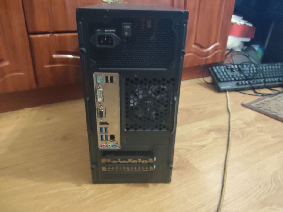 Компьютер ryzen 5 1600.