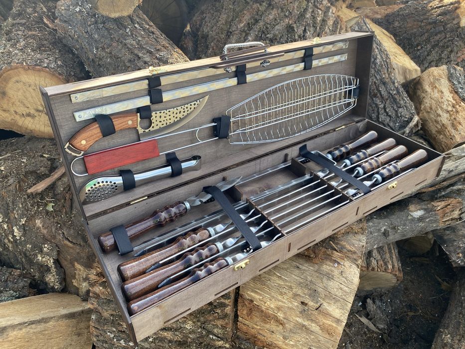 Набір Шампурів Подарунок  Чоловіку / Військовому/ Другу + мангал