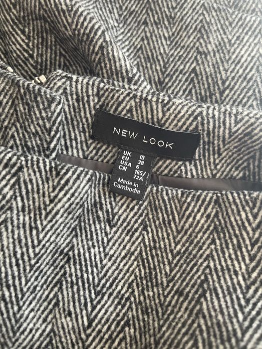 Жіноча спідниця